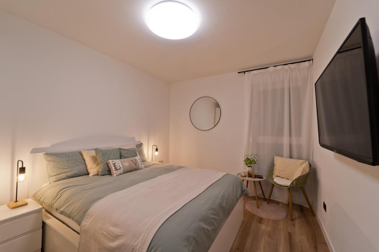 Malemi Apartment Pula Luaran gambar