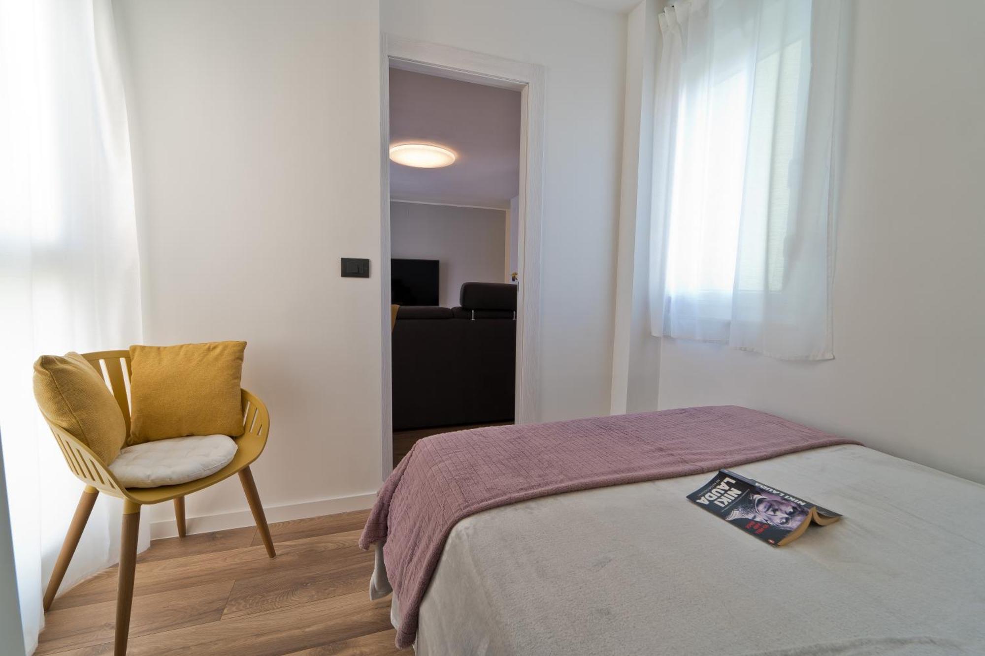 Malemi Apartment Pula Luaran gambar
